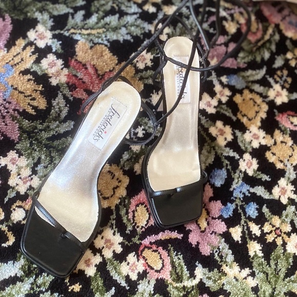 🖤 Vntg FOH Black Lace Up Square Toe Sandals 7.5 - Picture 8 of 14